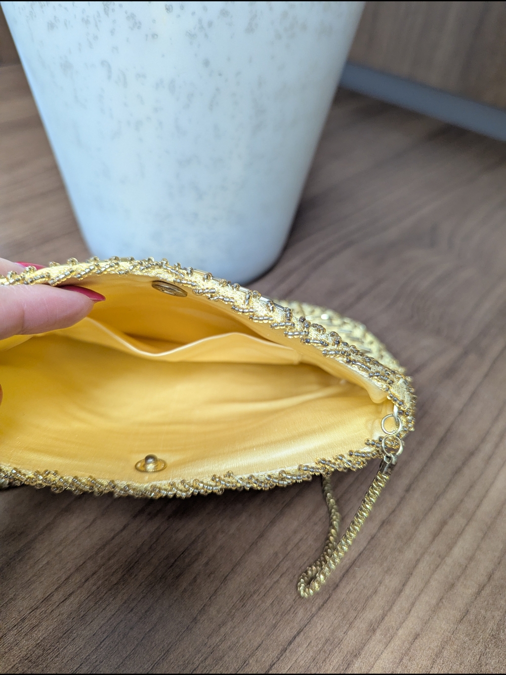 Vintage Gold Beaded Evening Crossbody Bag - Picture 4 of 4